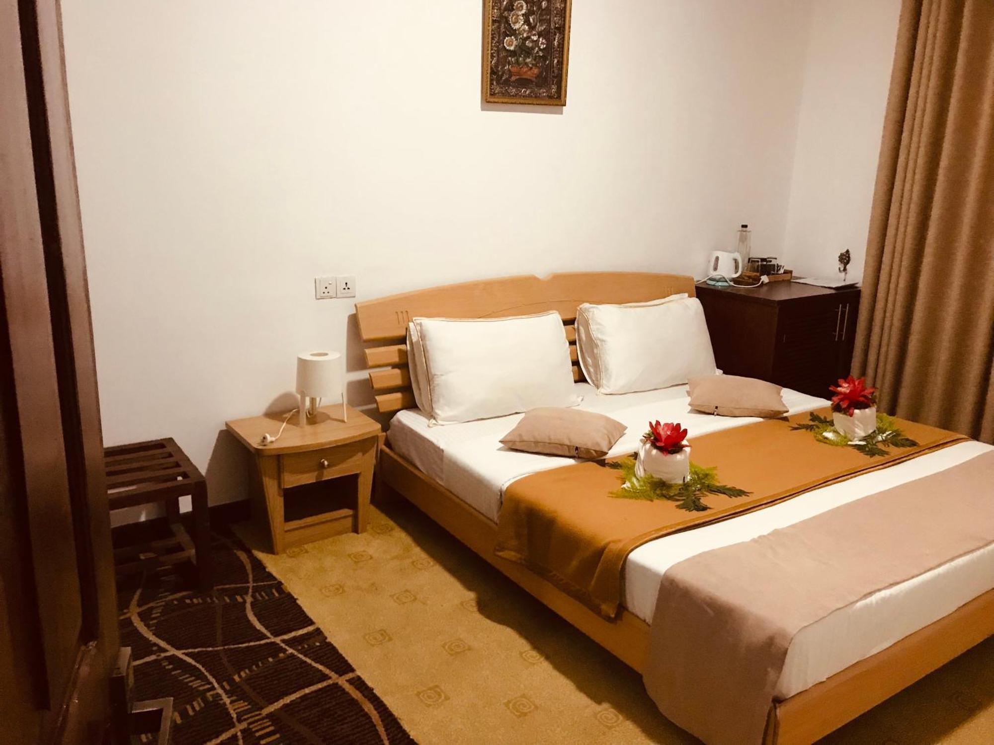 نوفارا إيلِيا Marigold Home المظهر الخارجي الصورة