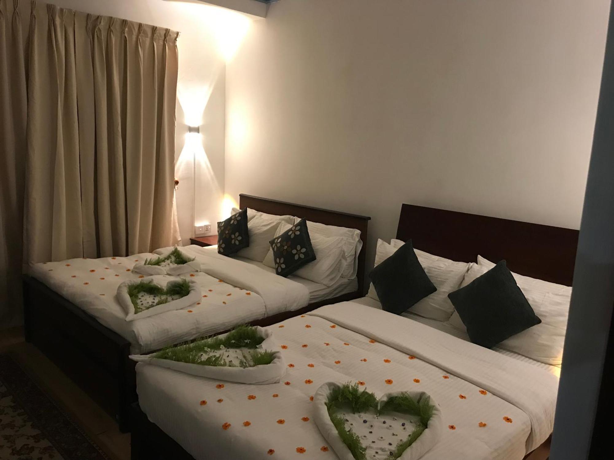 نوفارا إيلِيا Marigold Home المظهر الخارجي الصورة