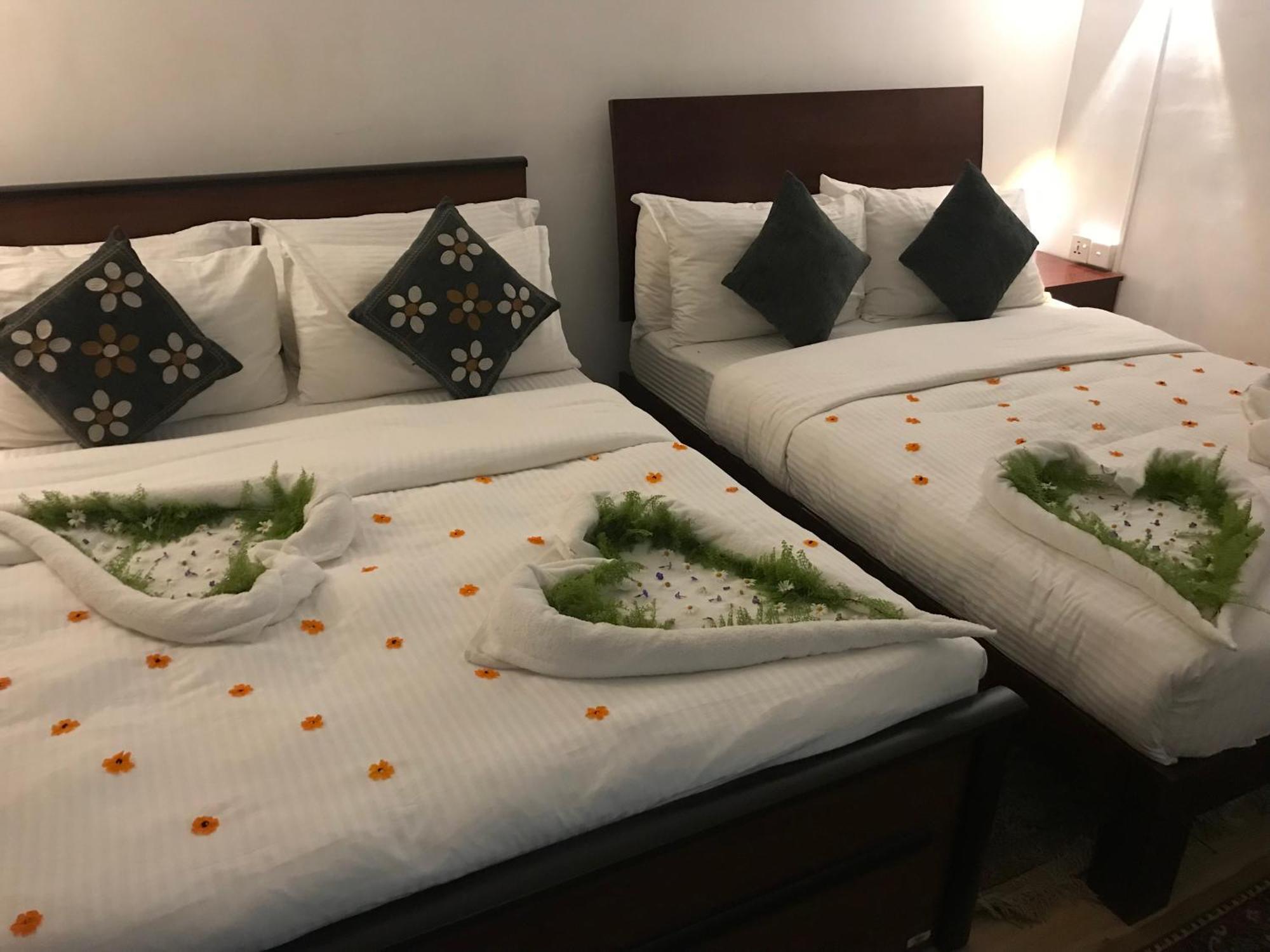 نوفارا إيلِيا Marigold Home المظهر الخارجي الصورة